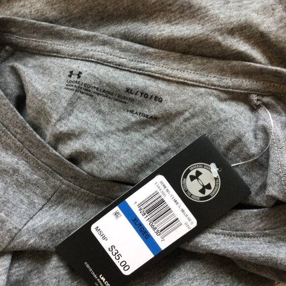 Under Armour Grey Loose Heat Gear Tee Shirt Athletic NWT - Picture 6 of 6